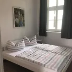 Internat Schloss Spiegelberg Bed & Breakfast Neustadt (Dosse)