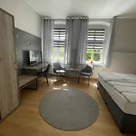 Bed & Breakfast Internat Schloss Spiegelberg