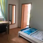 Internat Schloss Spiegelberg Bed & Breakfast 3*