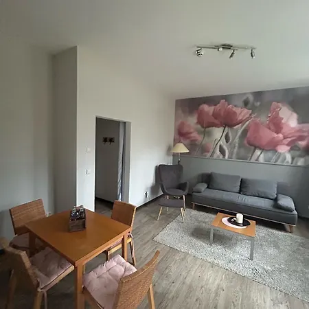 Internat Schloss Spiegelberg Bed & Breakfast Neustadt (Dosse)