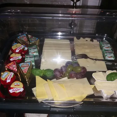 Internat Schloss Spiegelberg 3* Neustadt (Dosse)