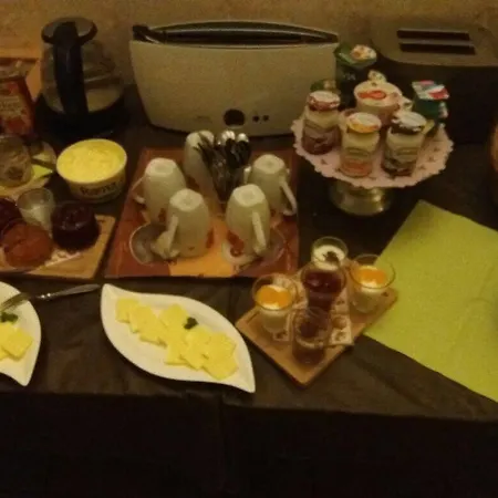 Internat Schloss Spiegelberg Bed & Breakfast 3*