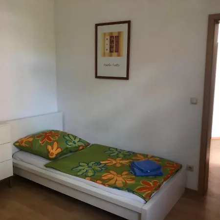 Internat Schloss Spiegelberg Bed & Breakfast