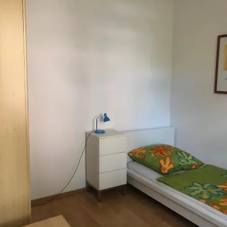 Bed & Breakfast Internat Schloss Spiegelberg