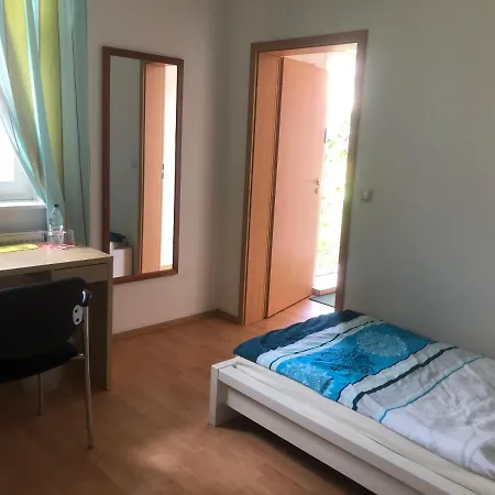 Internat Schloss Spiegelberg Bed & Breakfast 3*