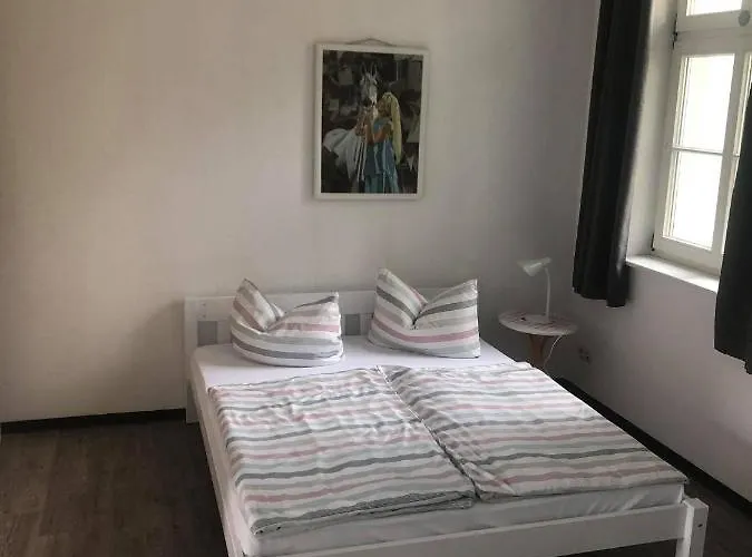 Internat Schloss Spiegelberg Bed & Breakfast Neustadt (Dosse)