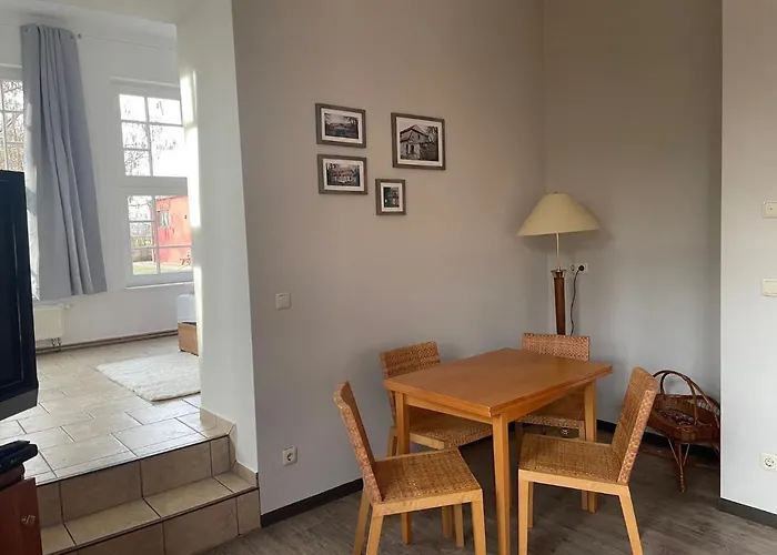 Internat Schloss Spiegelberg Frühstückspension