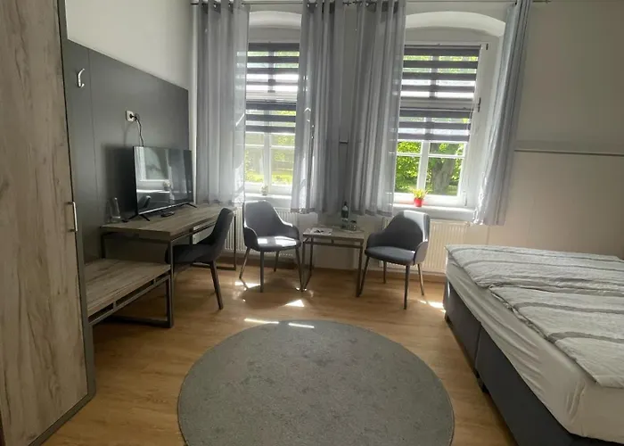 Frühstückspension Internat Schloss Spiegelberg