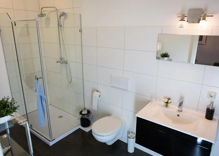 Internat Schloss Spiegelberg Frühstückspension 3*