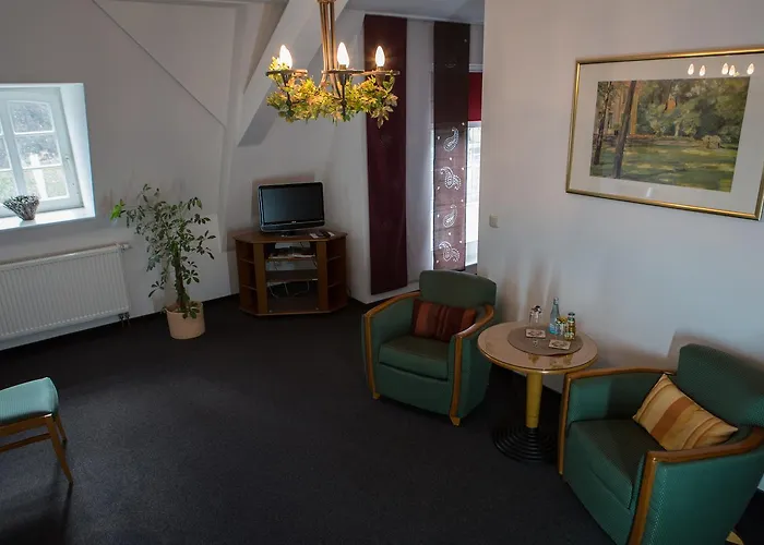 Bed & Breakfast Internat Schloss Spiegelberg 3*