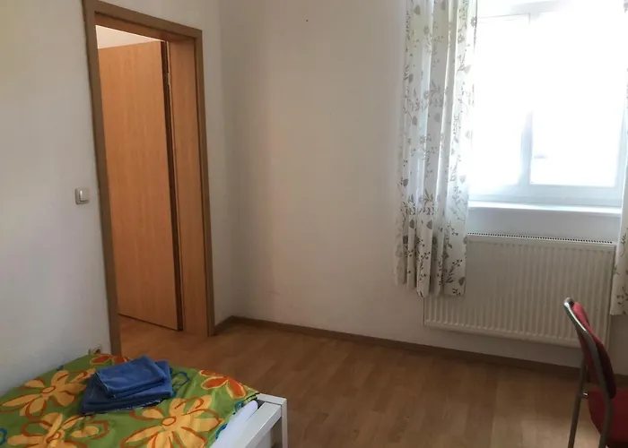 Internat Schloss Spiegelberg Frühstückspension Neustadt (Dosse)